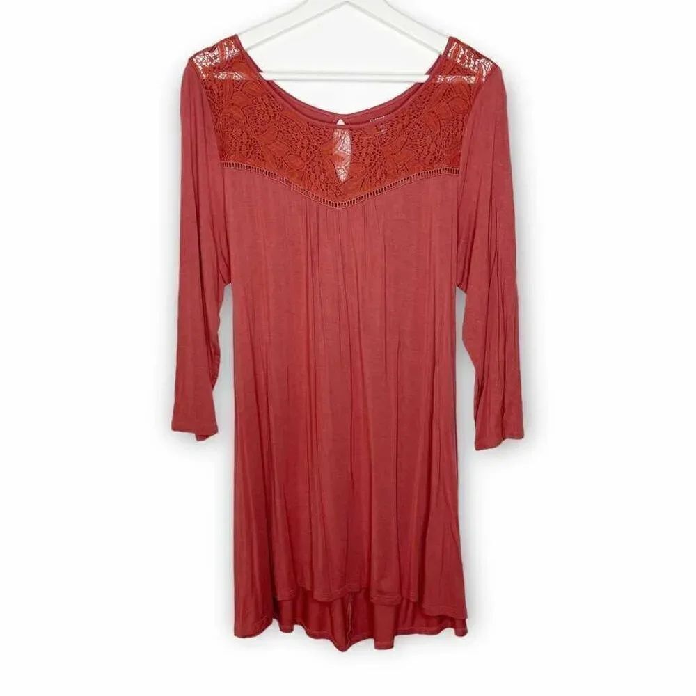Motherhood Maternity Crochet Lace Detailed Shirt Top Women’s Size Large Coral
